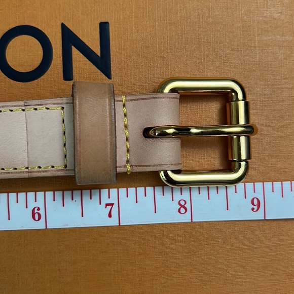 Louis Vuitton Adjustable Strap - Picture 4 of 9